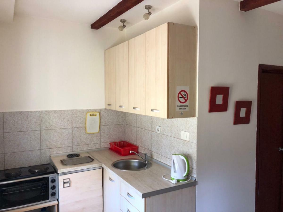 Cvjetni Apartmani Cetinje Extérieur photo